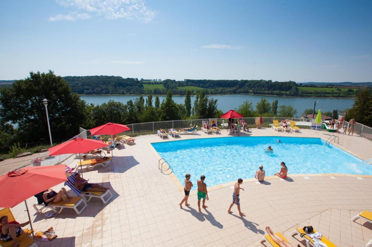 Camping De La Liez Hotel Peigney Екстериор снимка